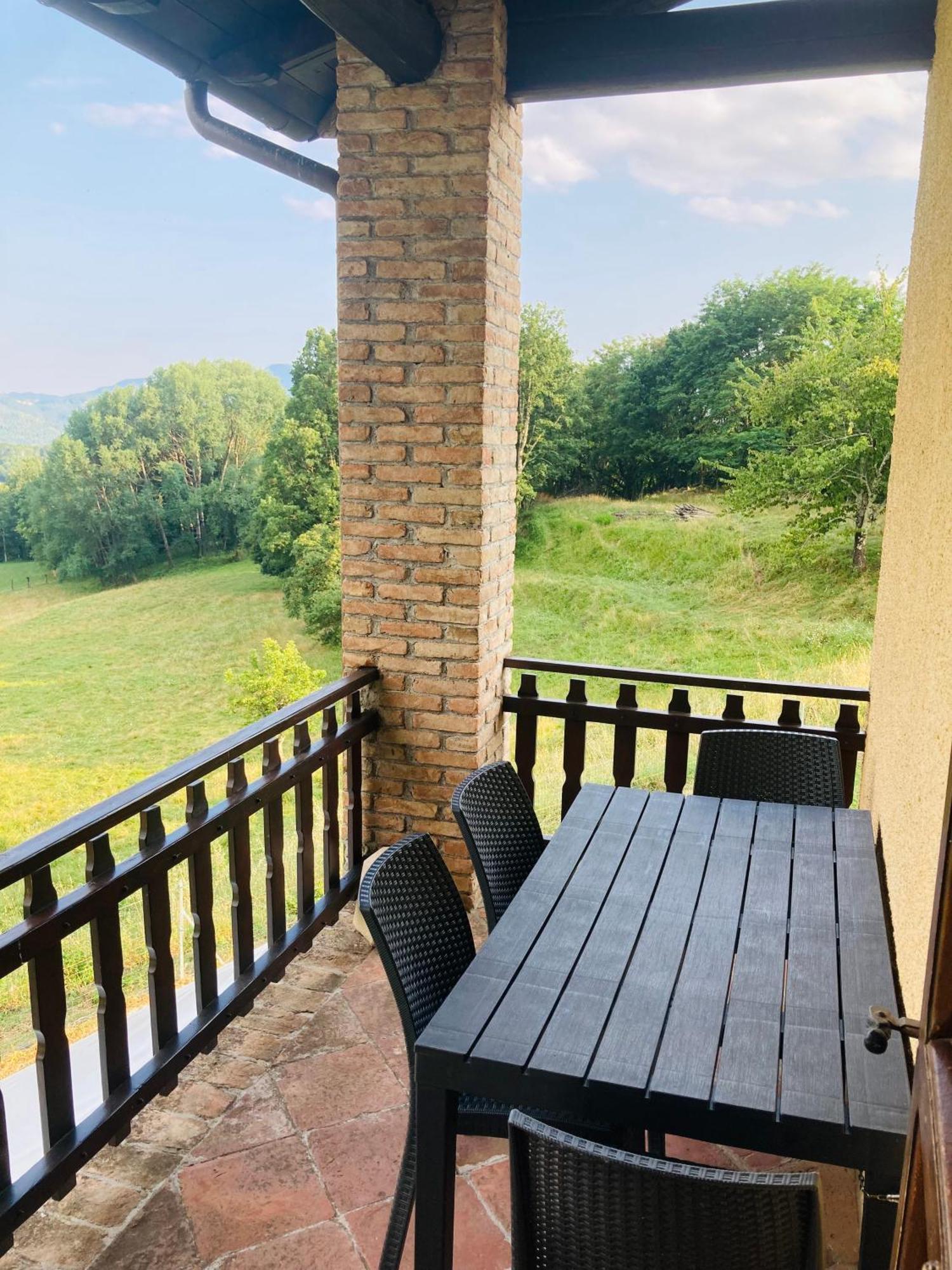 Agriturismo Tramonti Castiglione di Garfagnana Exterior photo