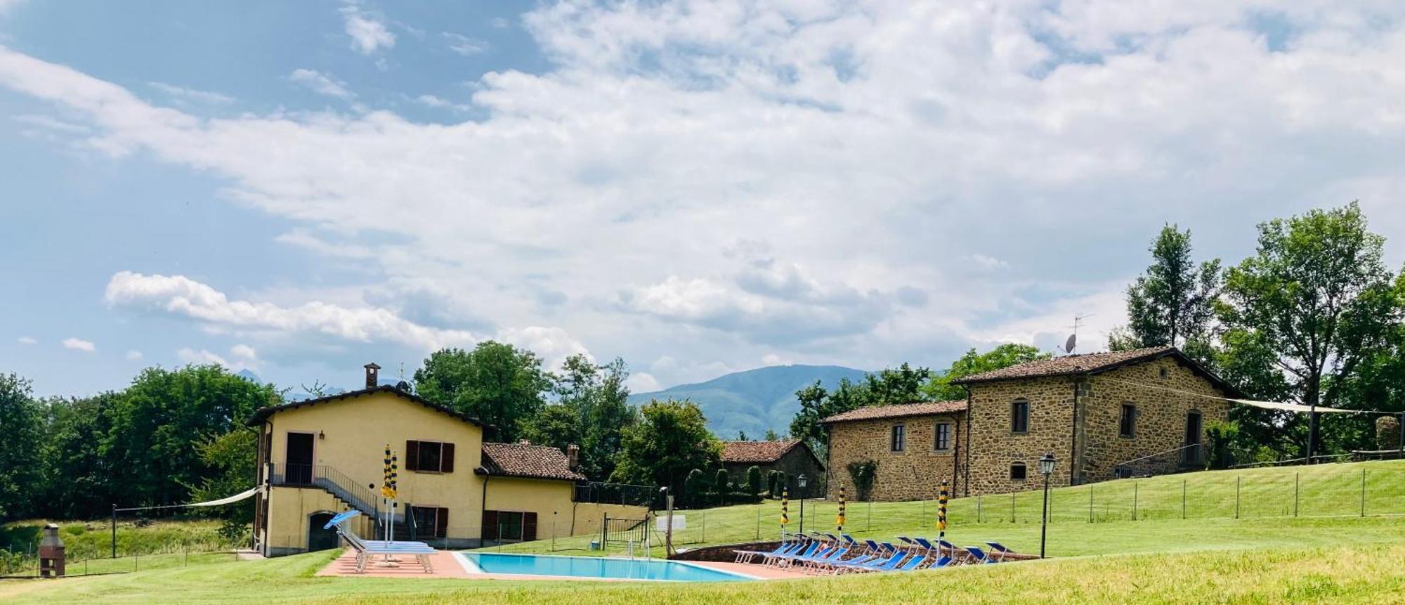 Agriturismo Tramonti Castiglione di Garfagnana Exterior photo